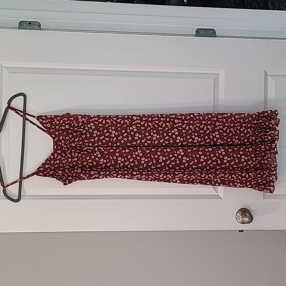 Women's Dress - Picture 1 of 2